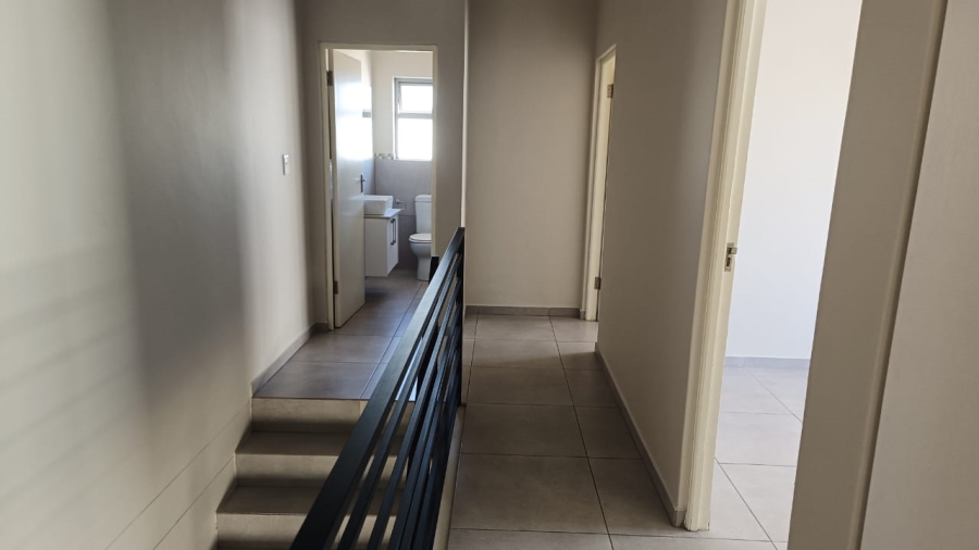 3 Bedroom Property for Sale in Parklands North Western Cape